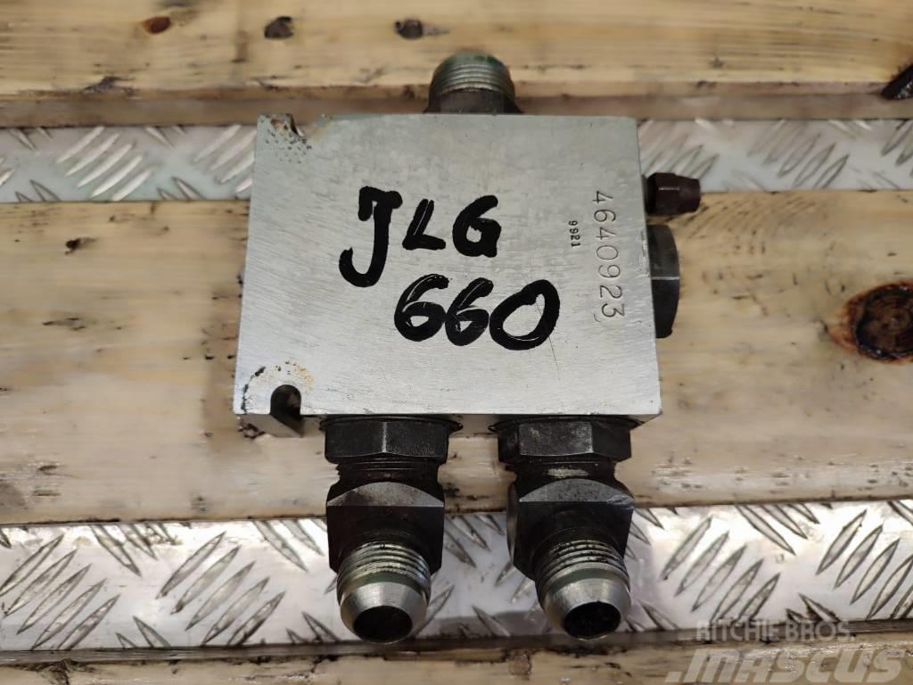 JLG Flow divider valve 4640923 JLG 660 Hüdraulika
