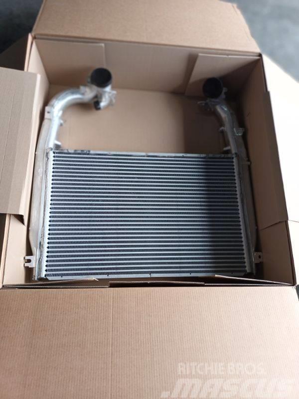 Scania CHARGE AIR COOLER 2341188 Mootorid