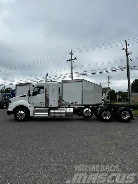 Kenworth T 880S Tractor Units