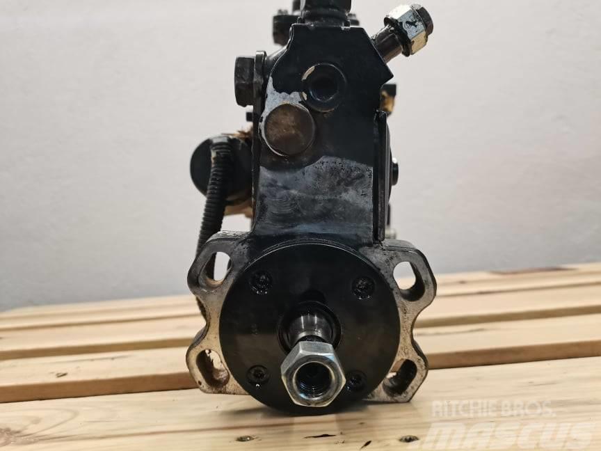 CASE MX 120 {Bosch RSV500} injection pump Mootorid