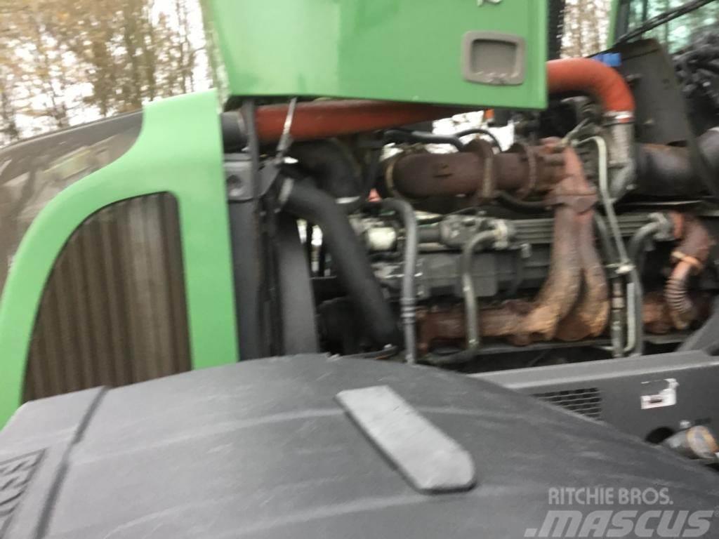 Fendt 718 VARIO Traktorid
