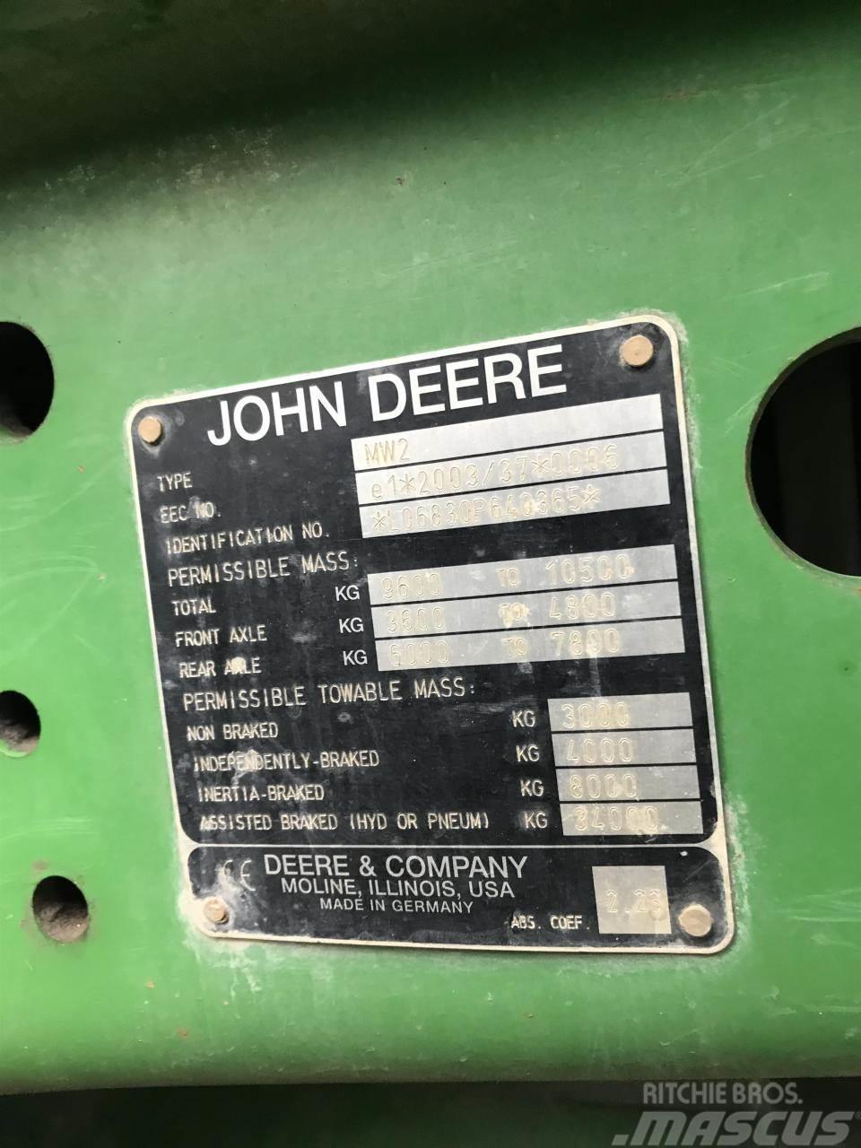 John Deere 6830 Premium Traktorid