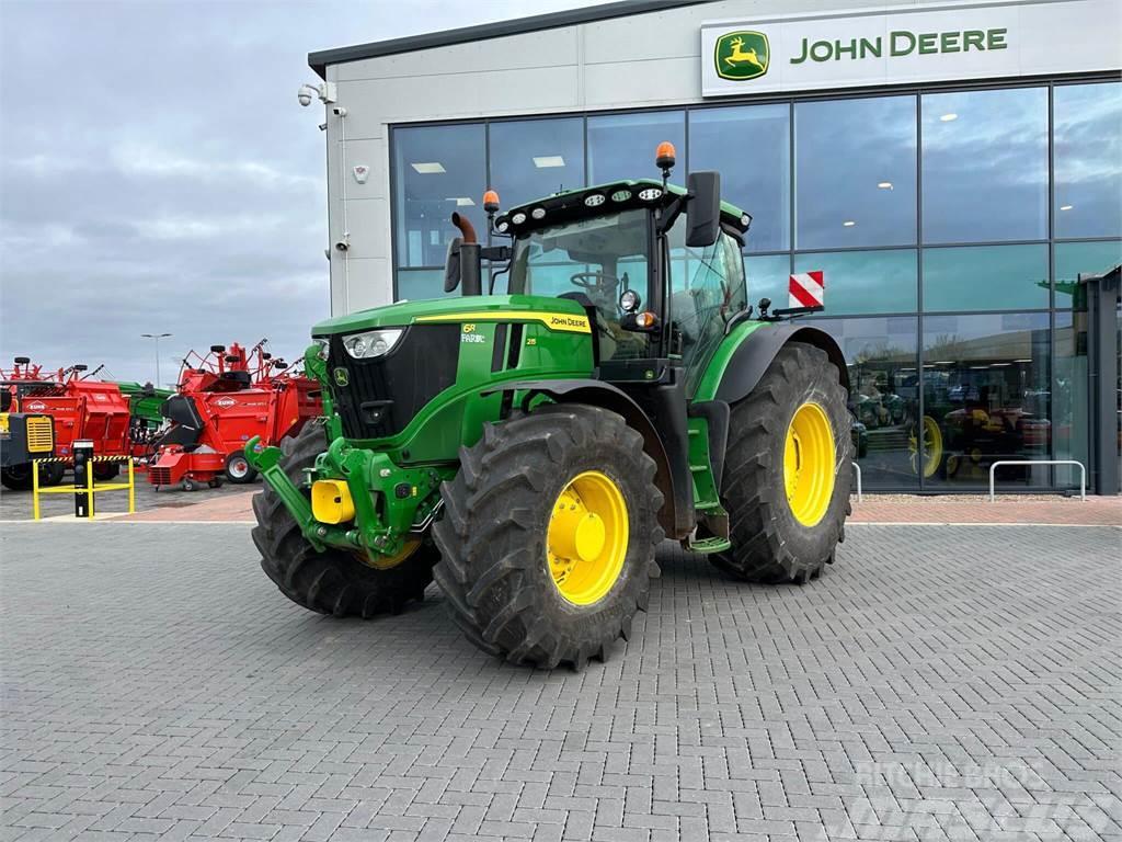 John Deere 6R215 Traktorid