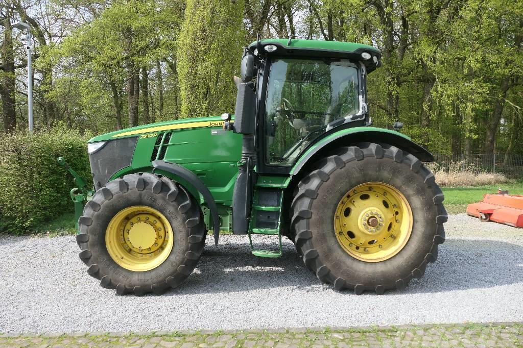 John Deere 7230 R Traktorid