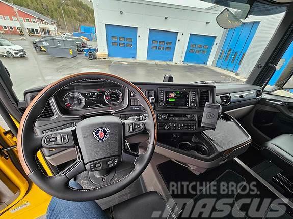 Scania R560 8X4 Kallurid