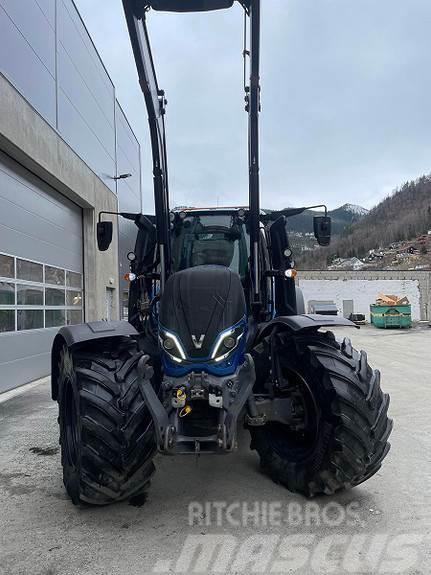 Valtra T235 Traktorid