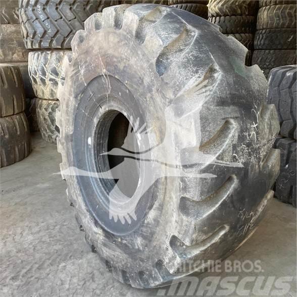 Firestone 29.5x25 Tyres, wheels and rims