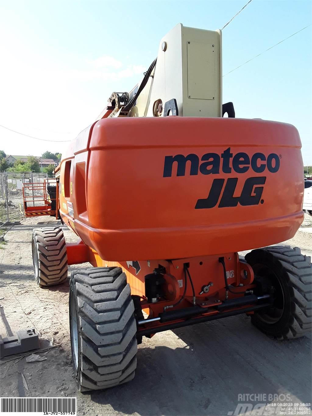 JLG 860SJ Articulated boom lifts