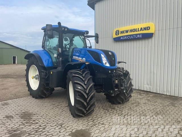 New Holland T7.215 S Traktorid