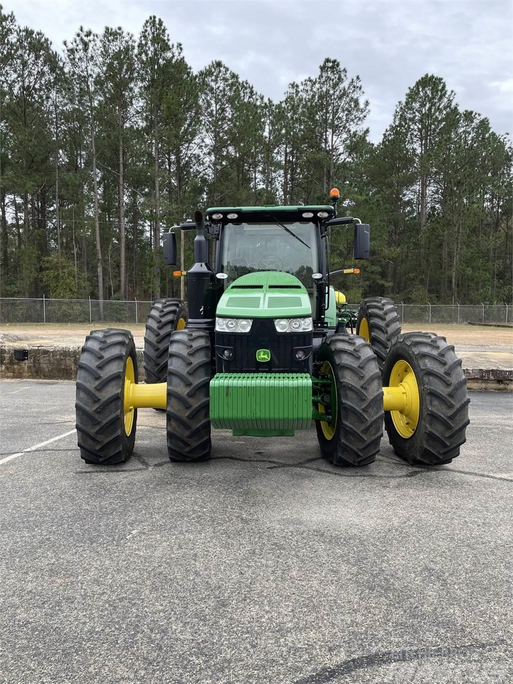 John Deere 8370R Traktorid