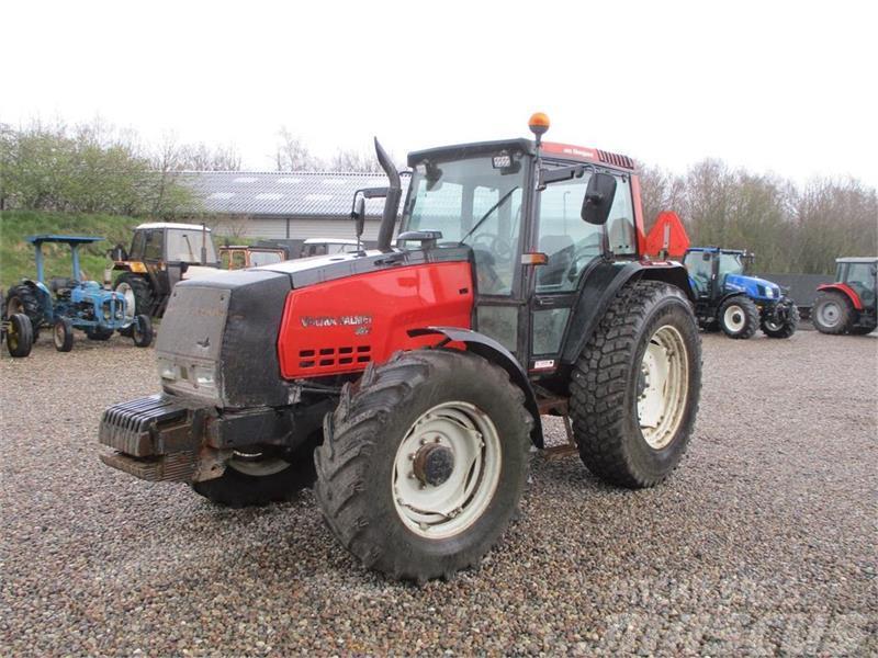 Valtra 8050 with defect clutch/gear, can not drive Traktorid