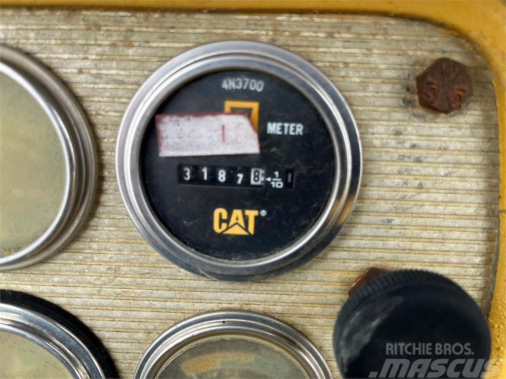 CAT 627B Kaabitsad