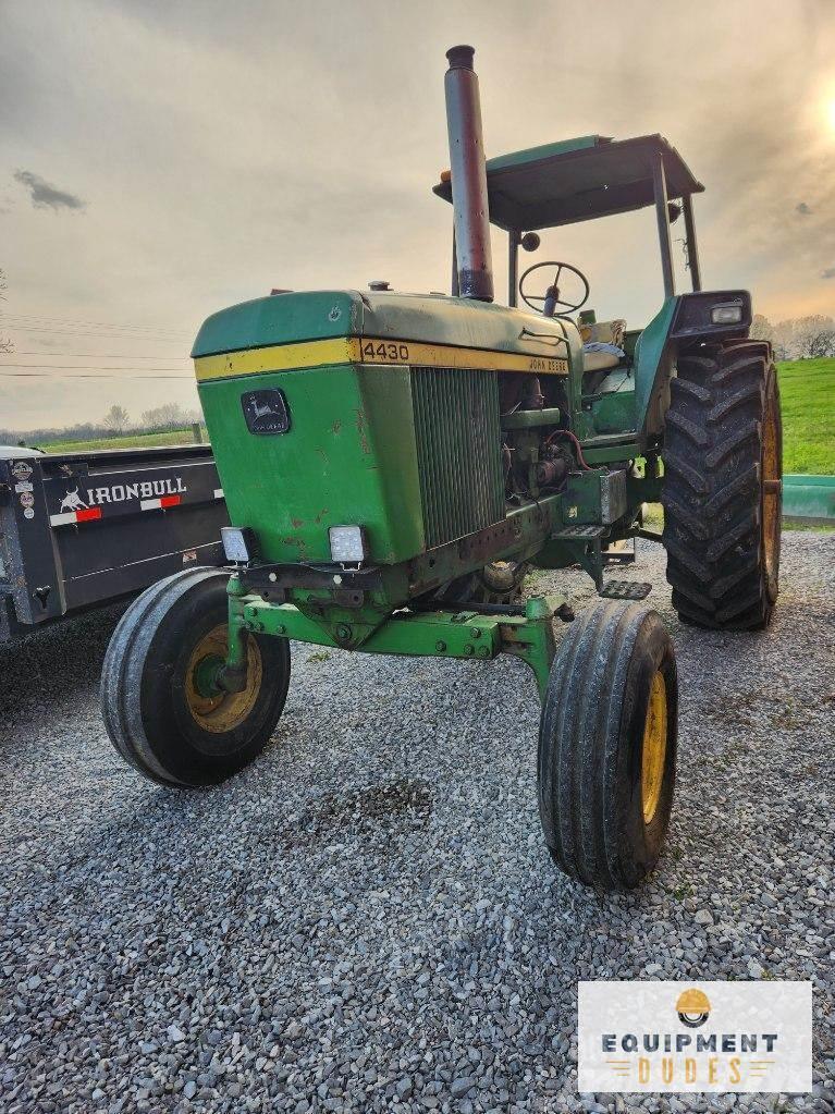 John Deere 4430W Traktorid