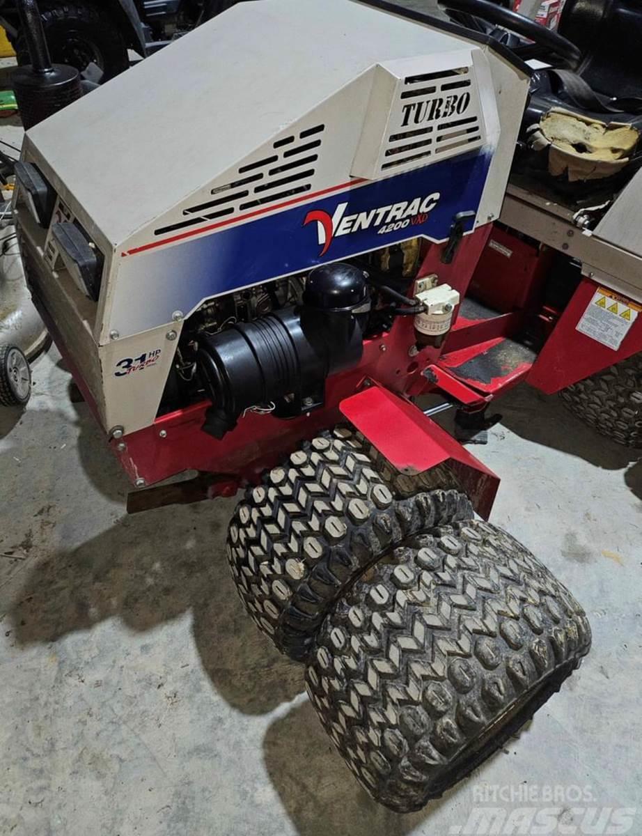 Ventrac 4200 VXD Traktorid