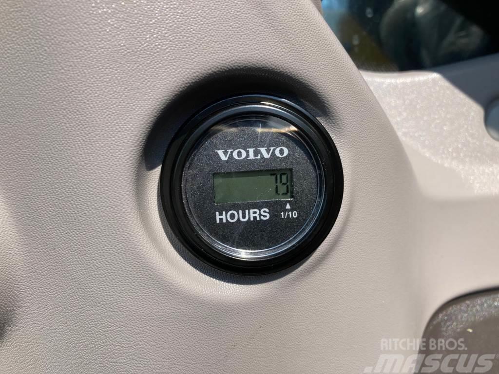 Volvo ECR235EL + RASVARI + LÄMMITIN + PROBO EC226 PIHDIL Roomikekskavaatorid