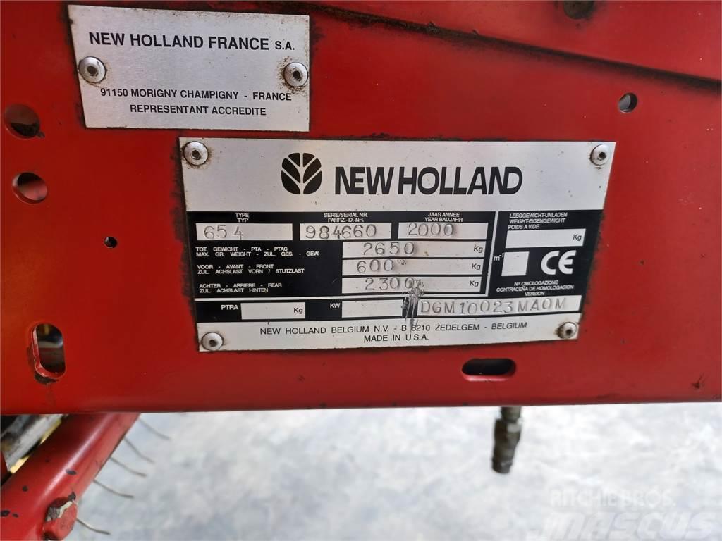 New Holland 658 Ruloonpressid