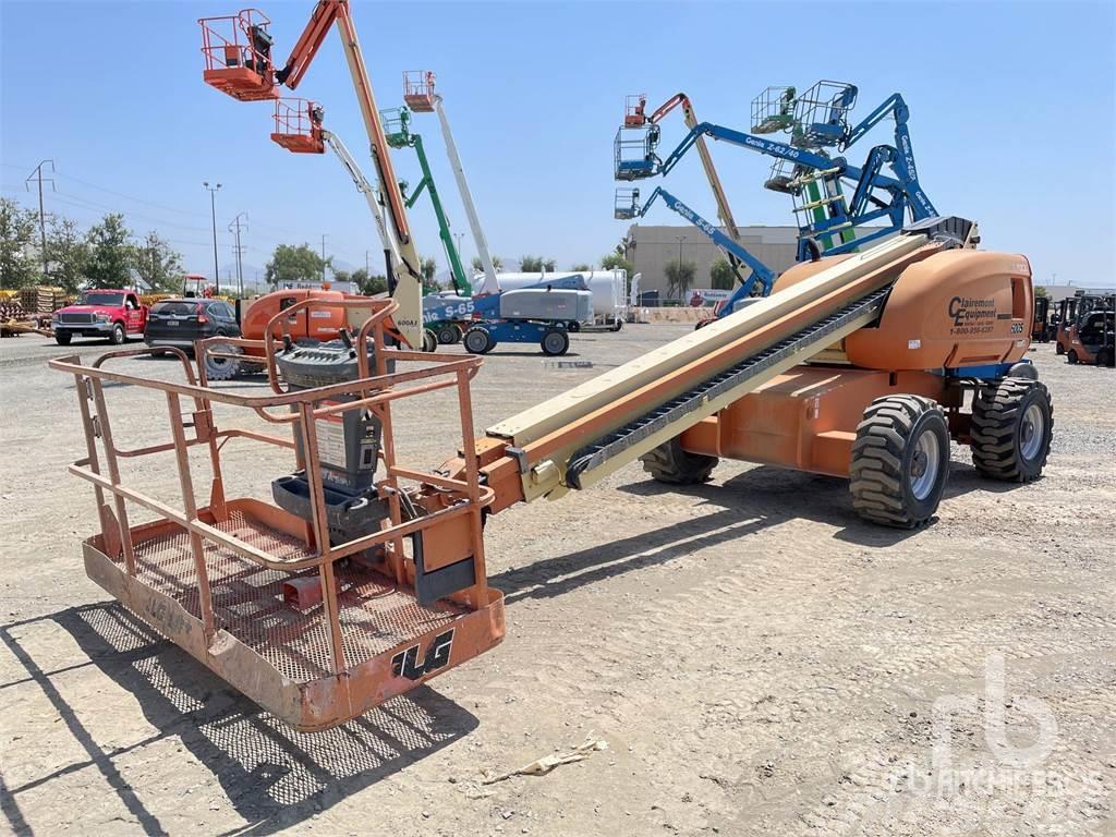 JLG 600S Articulated boom lifts