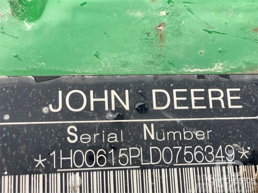 John Deere 615P Kombainide heedrid