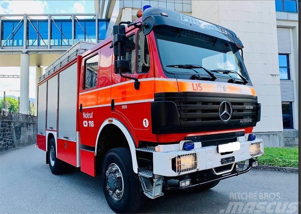 Mercedes-Benz 2038 4x4 Tuletõrjeautod