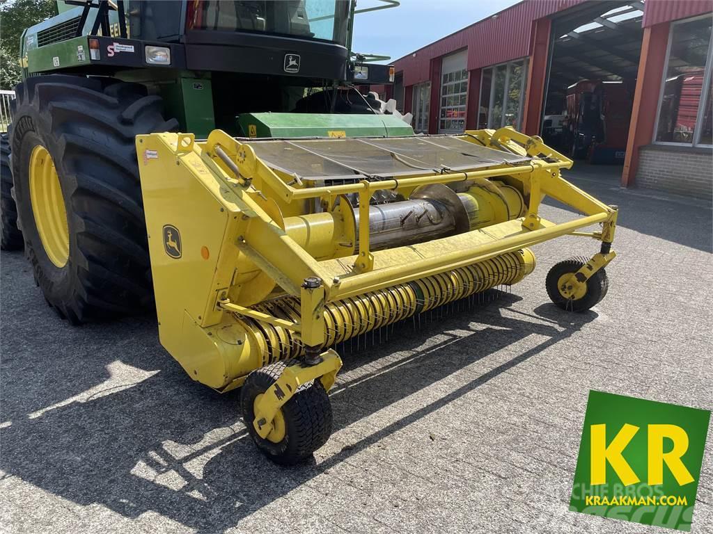 John Deere 630B Other agricultural machines