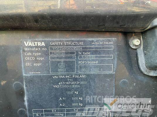 Valtra T254V Traktorid