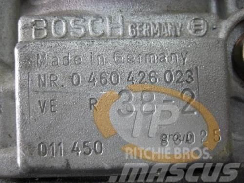 Bosch 0460426023 Bosch Einspritzpumpe Pumpentyp: VER38-2 Mootorid