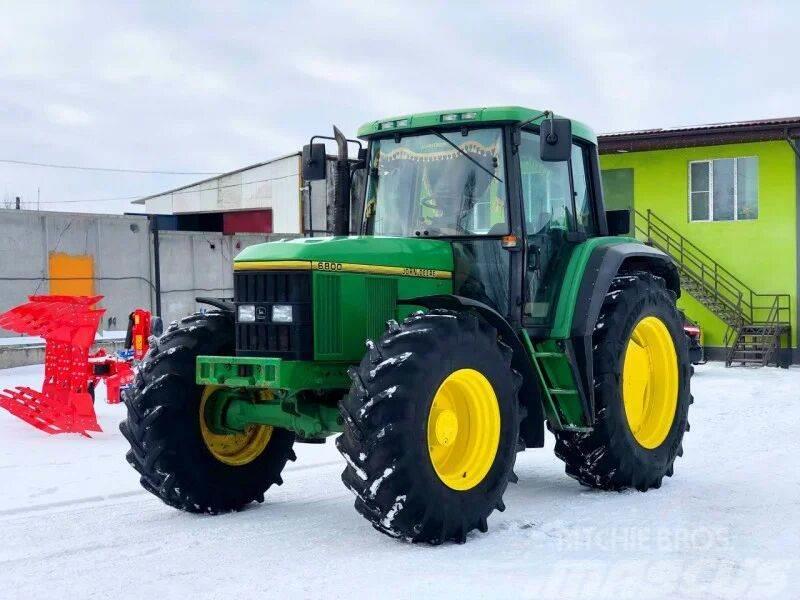 John Deere 6800 Traktorid