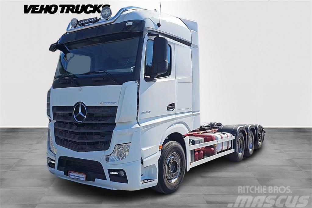 Mercedes-Benz ACTROS Actros L 3553 8x4/4 NLA Chassis Cab trucks