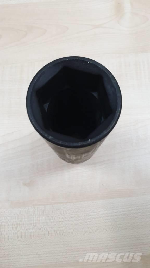 Geismar SOCKET RAIL 39MM L-150 COACHSCREWING MACHINE Raudteehooldusmasinad