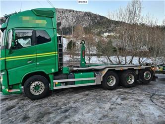 Volvo FH 8x4 hooklift truck w/ 24h multilift and compres