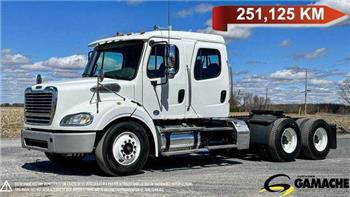 Freightliner M2 112 DAY CAB