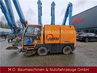 Schmidt AEBI Bougie MFH 2200 / Kehrmaschine /