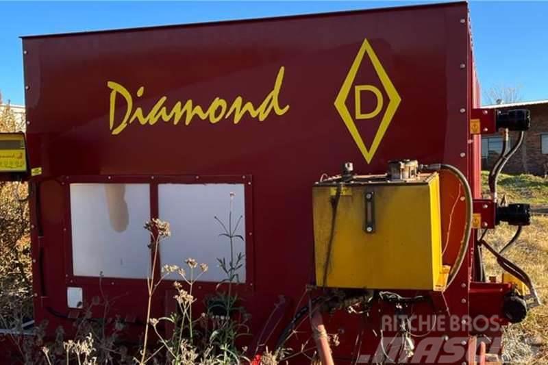  Feed Mixer Diamond FW13 Feeder Saagi töötlemise ja ladustamise seadmed - Muud