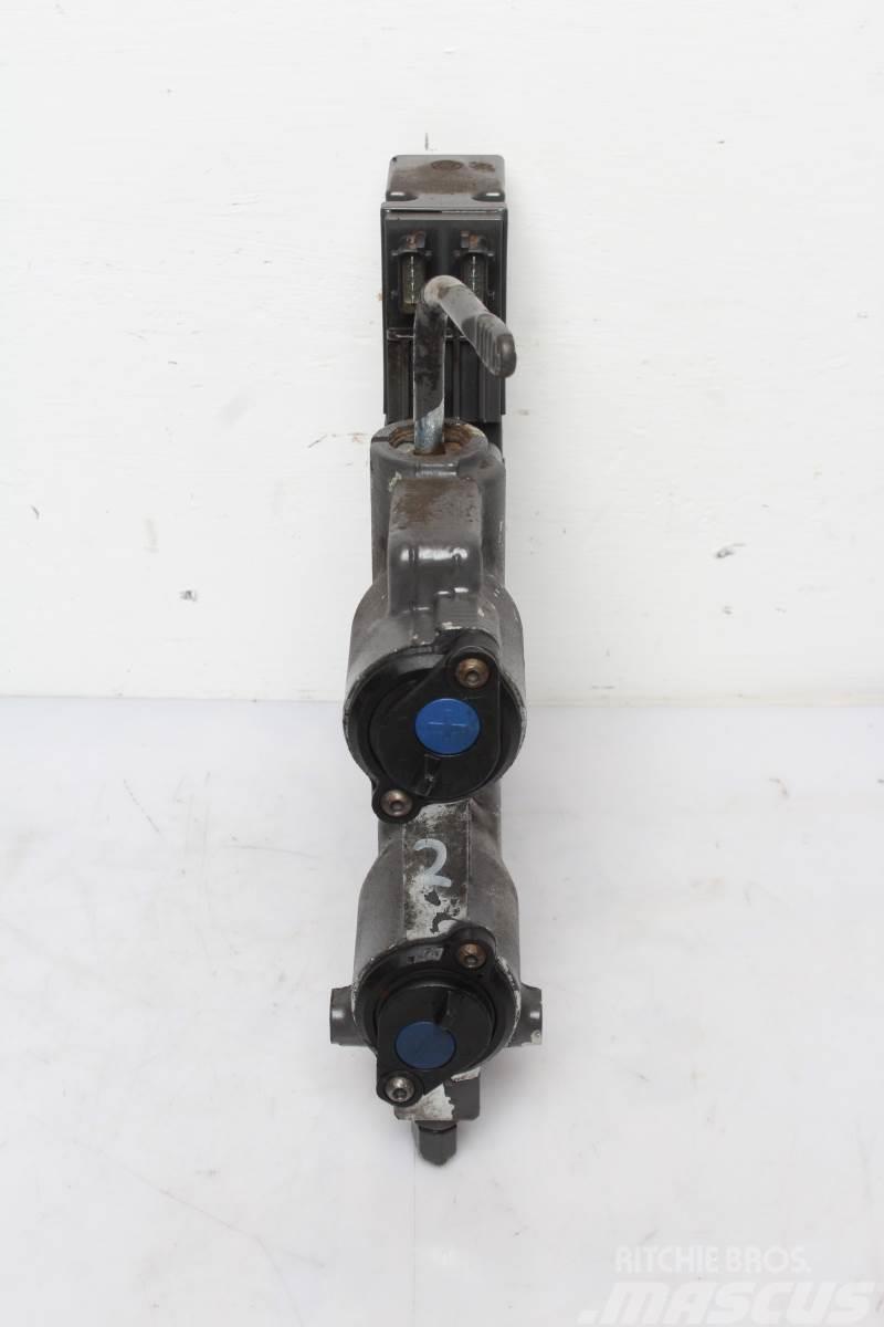 Valtra S374 Remote control valve Hüdraulika