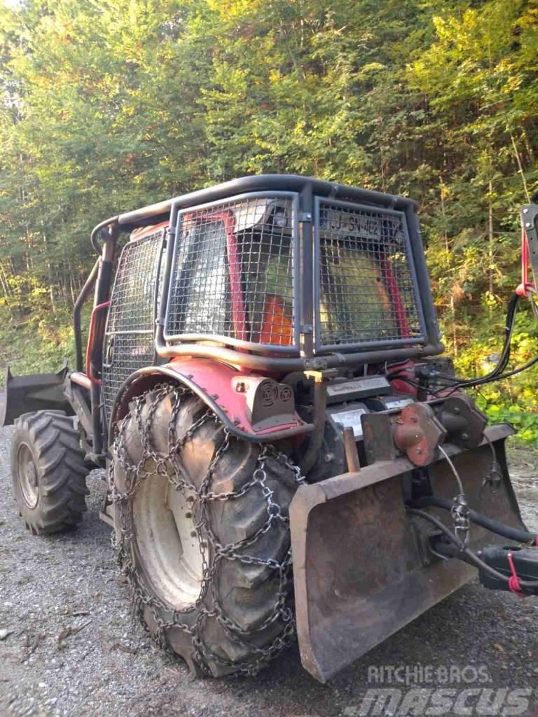 Lindner Geotrac 84 Metsatööks kohandatud traktorid