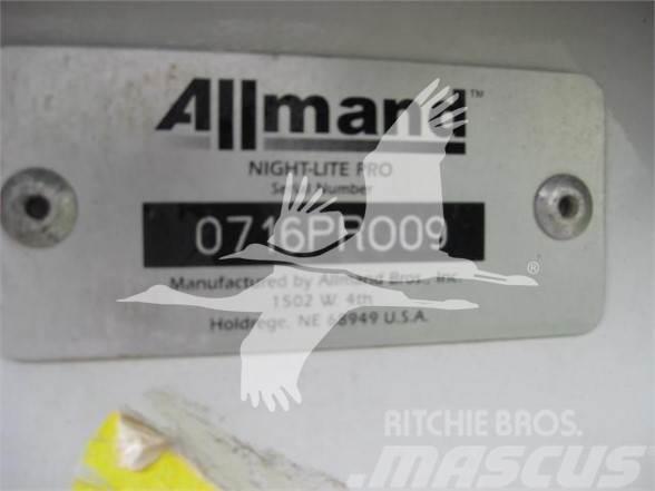 Allmand Bros NIGHT-LITE PRO NL8 Mobiilsed valgustusseadmed