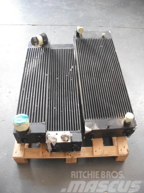 Komatsu D51  3x radiators Buldooserid