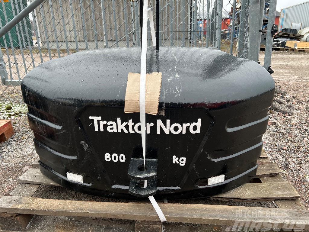  Traktor Nord Frontvikt olika storlekar 600-1800kg Esiraskused