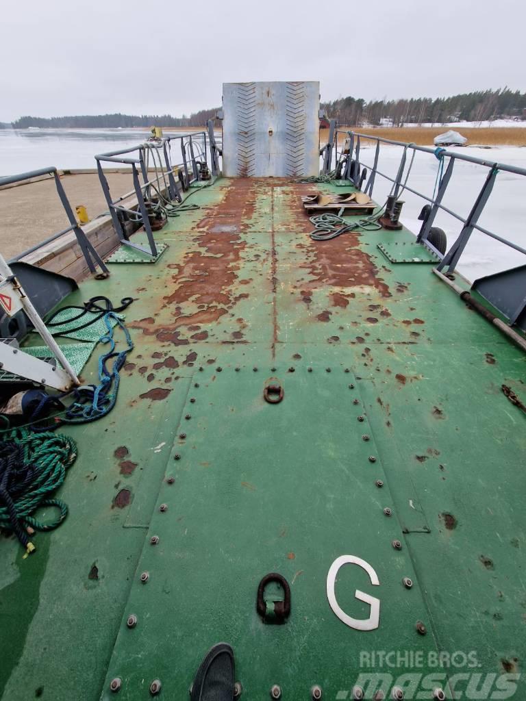  Transport vessel 11,9x4x1m Tööpaadid / pargased