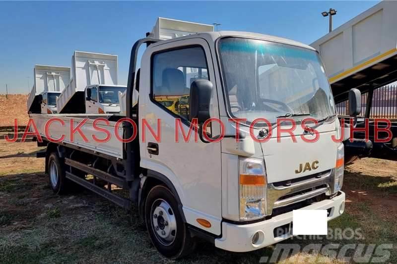 JAC 3 TON, FITTED WITH DROPSIDE BODY Muud veokid
