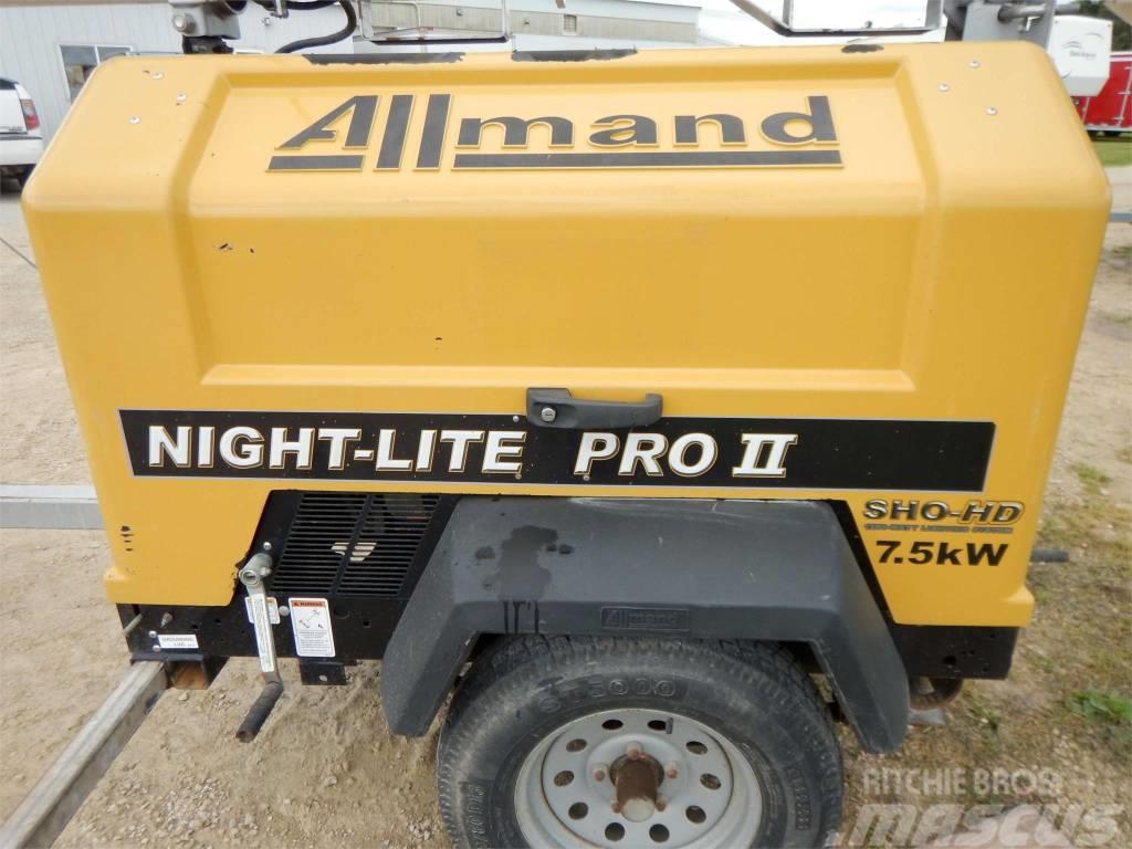 Allmand Bros NIGHT-LITE PRO II Mobiilsed valgustusseadmed