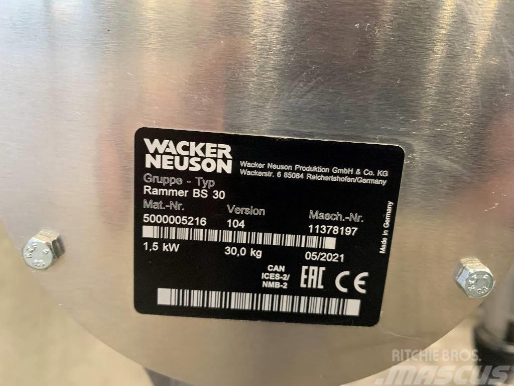 Wacker Neuson BS 30 Vibroplaadid
