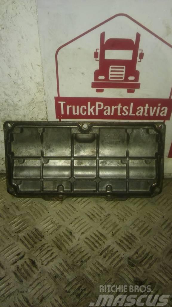 Scania R480 Engine side cover 1835795 Mootorid