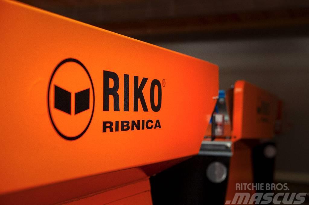 Riko Ribnica Towed Spreader / Streuer / Posipalnik TK/V Liivapuisturid ja soolapuisturid