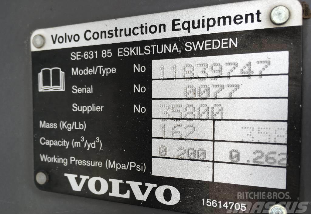 Volvo Tieflöffel 0,2m² Ekskavaatorikopad ja lisaseadmed