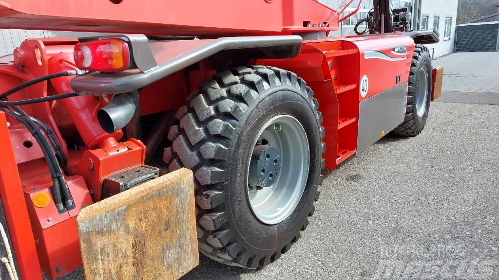 Manitou MRT 3255 / with 5to. winch and man basket PSE4400/ Teleskooplaadurid