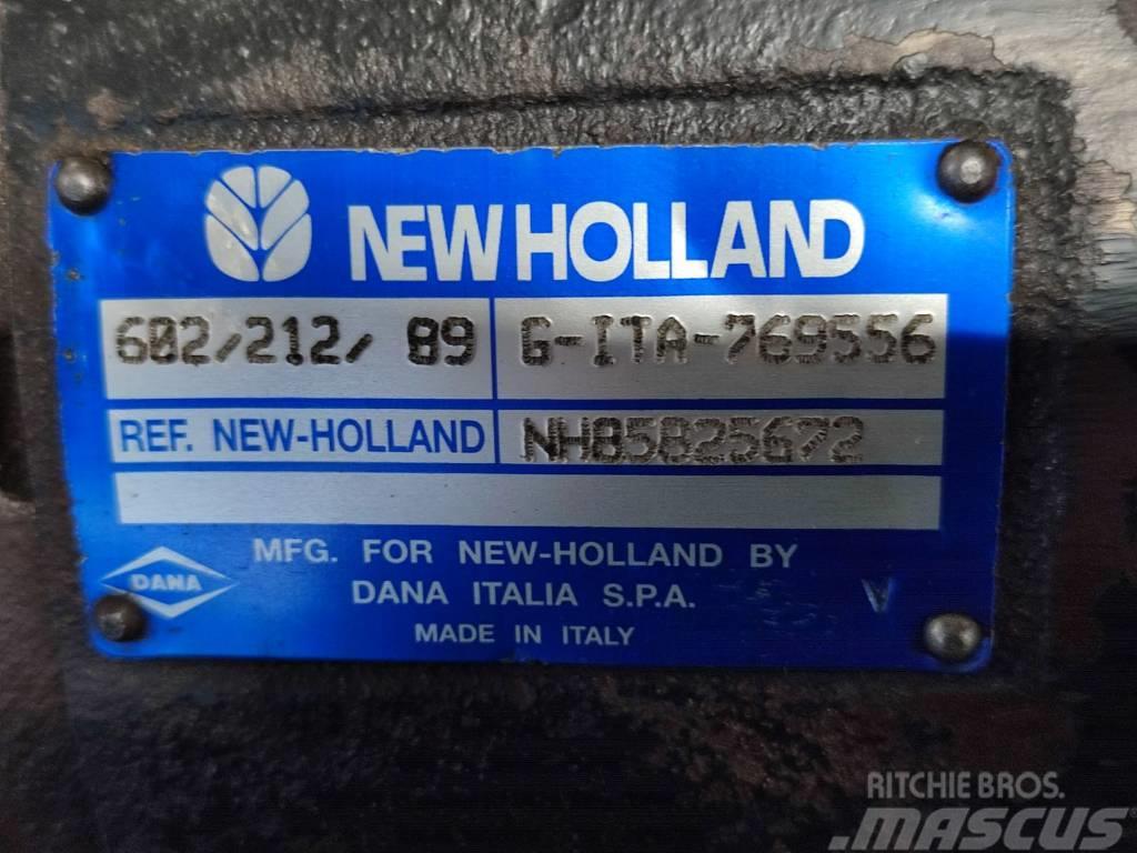New Holland NEW HOLLAND LM 435 steering assist cylinder Raamid