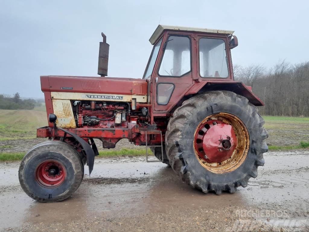 International FARMLL 966 og 946 4 WD Traktorid