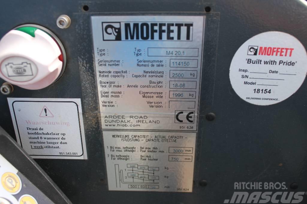 Moffett M4 20.1 Veoautol transporditav kahveltõstuk