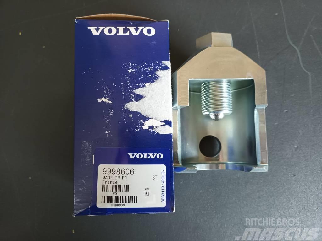 Volvo PULLER 9998606 Mootorid